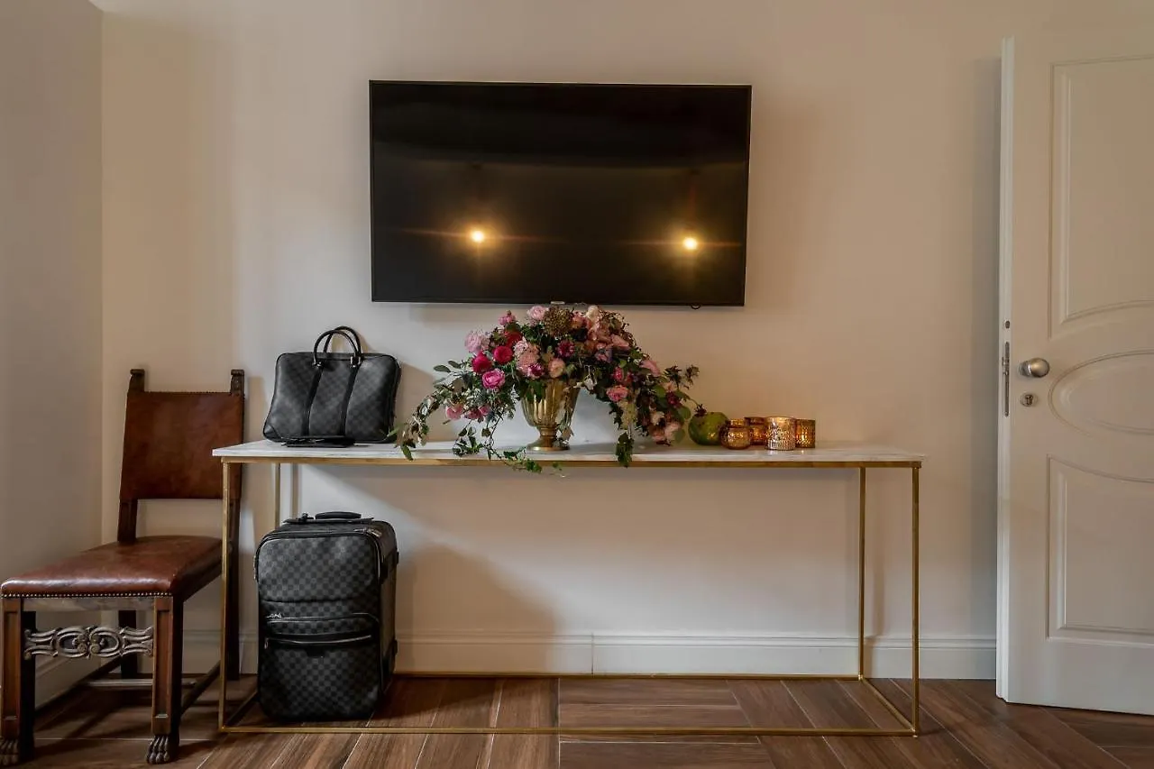 Rome Central Business Rooms 招待所